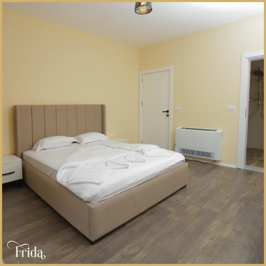 Hotel & Restaurant Frida Gjakova Exterior photo